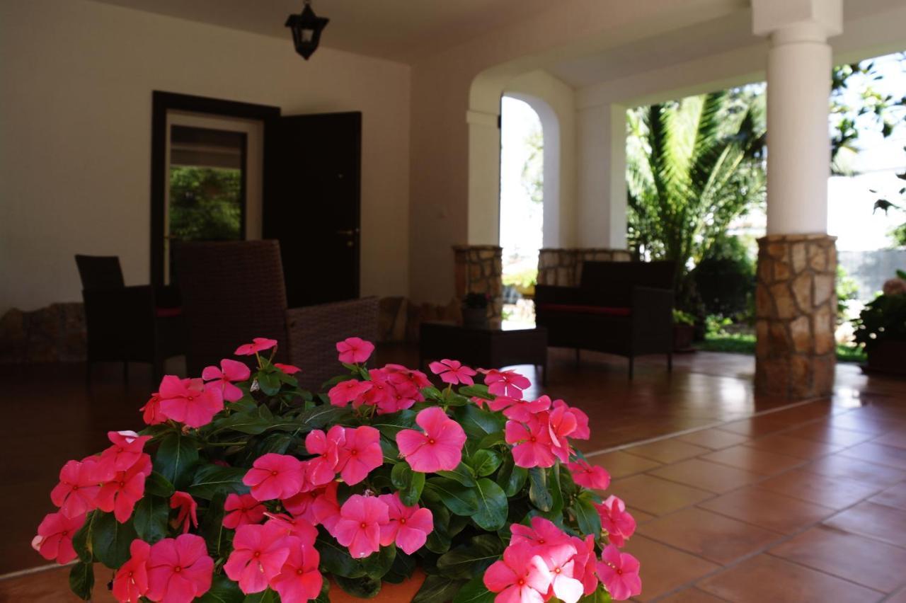 Casa Marisa Villa Vacanza 卡斯特拉纳格罗泰 外观 照片