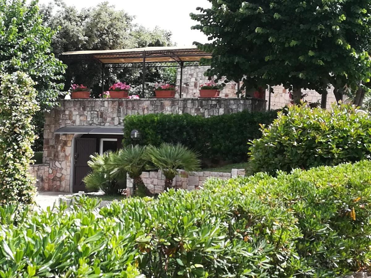 Casa Marisa Villa Vacanza 卡斯特拉纳格罗泰 外观 照片