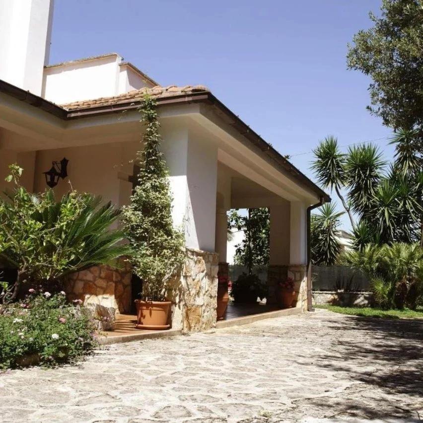 Casa Marisa Villa Vacanza 卡斯特拉纳格罗泰 外观 照片