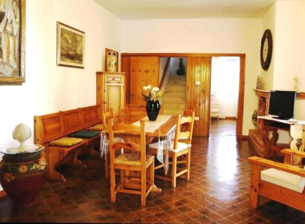 Casa Marisa Villa Vacanza 卡斯特拉纳格罗泰 外观 照片